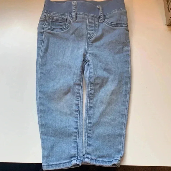 Five for 25 babyGap, soft jeans with an elastic waist band - Picture 1 of 6